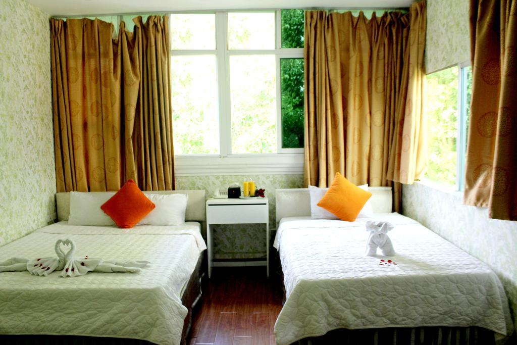 Khách sạn Le Petit Hà Nội